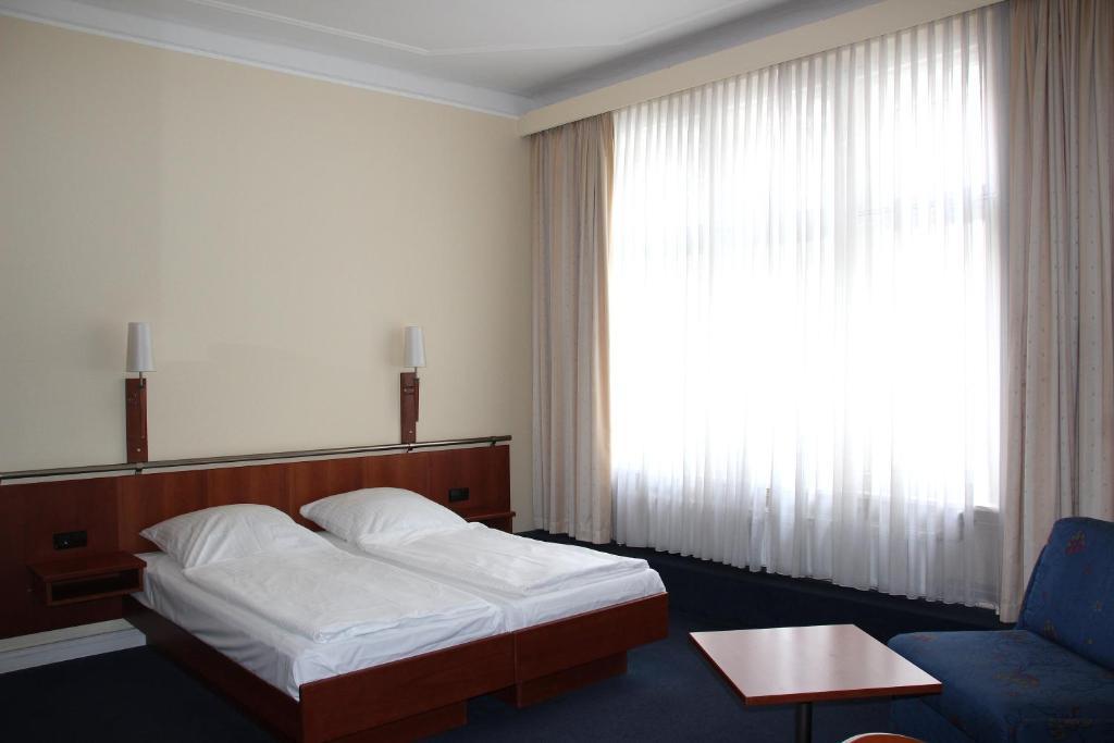 Kurfuerst Am Kurfuerstendamm Berlin Ngoại thất bức ảnh