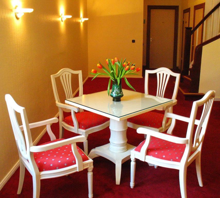Kurfuerst Am Kurfuerstendamm Berlin Ngoại thất bức ảnh